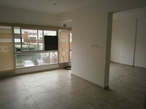 Departamento En Venta En Avellaneda Centro