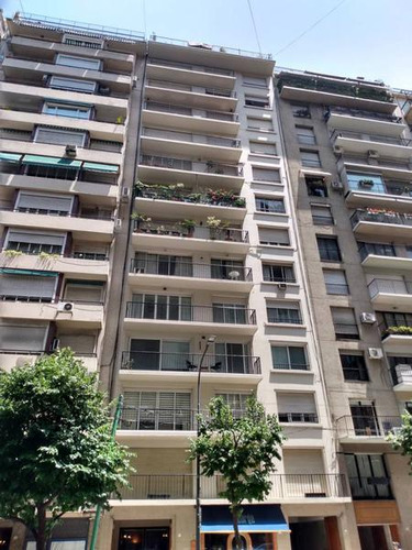 Av. Alvear Y Callao, Edificio De Categoría, Contrafrente Vista A Jardines