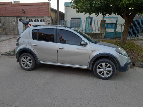 Renault Sandero Stepway 1.6 Confort