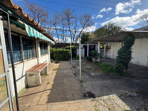 Casa En Venta En Merlo