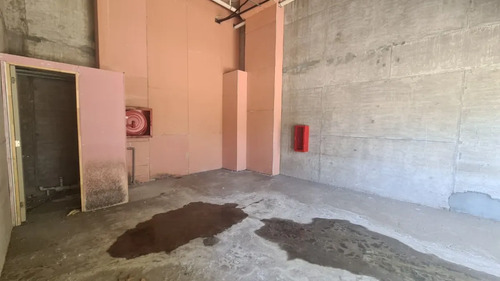 Locales Comerciales En Arriendo | Av. Perú 733 | Alto Flujo
