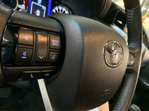 Imagem 12 de 15 de Toyota Hilux Sw4 2019 2.7 Srv 7 Lugares Maravilhosa!!