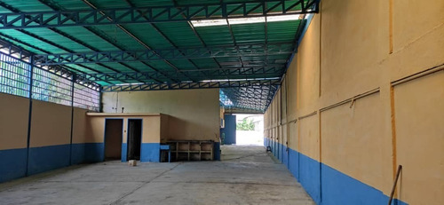 Imagen 3 de 10 de En Venta O Alquiler Galpón En Santa Rita, 04243368365