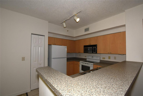 Venta De Departamento En Condominio De Lujo