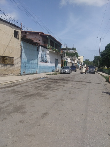 Imagen 3 de 14 de Bajon De Precio Casa A Remodelar Con Amplio Terreno De 800 Mts2 (negociable)