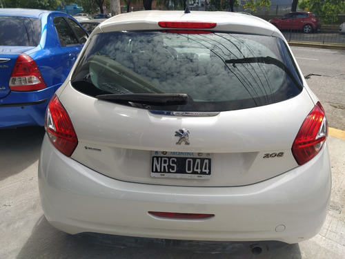 Peugeot 208 2014 1.5 Active Nrs