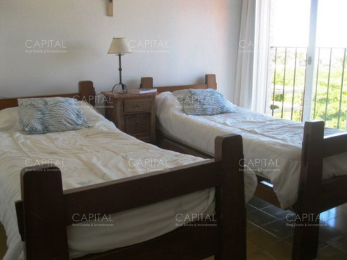 Imagen 11 de 16 de Casa En Península 6 Dormitorios Y Servicio