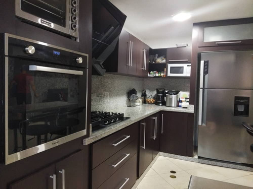 Imagen 5 de 15 de Hermoso Apartamento En Mañongo, Res. Valle Arriba Carlos Tona