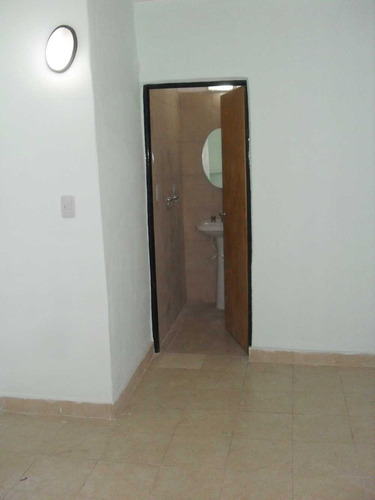Imagen 2 de 3 de Depto. Tipo Casa, 3 Amb, 2 Baños, Muy Buena Ubicacion!!!!