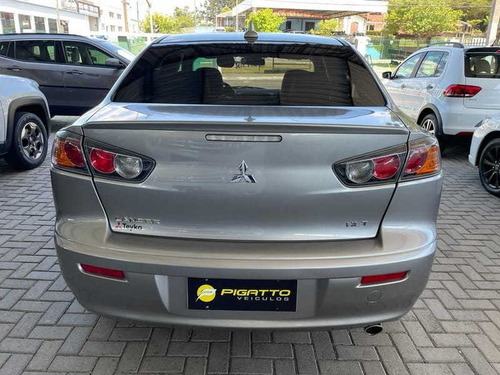 Imagem 6 de 11 de Mitsubishi Lancer 2.0 160cv 2019