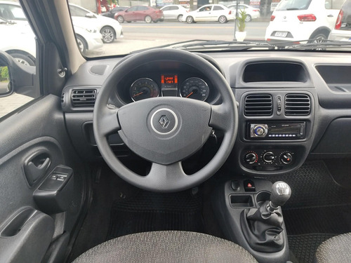 Imagem 9 de 11 de Renault Clio Hatch Expression