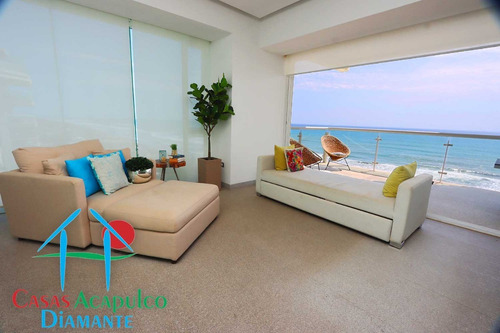 Imagen 6 de 30 de Cad Ocean Front 803. Terraza Con Vista Frontal Al Mar