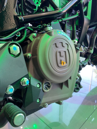 Imagen 5 de 15 de Husqvarna Svartpilen 401 | Financiacion Exclusiva