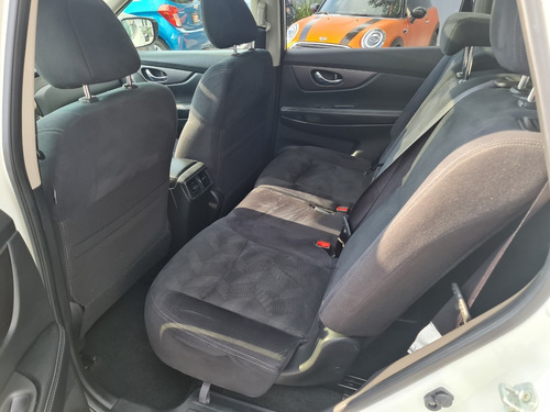 Imagen 11 de 15 de Nissan X-trail 2.5 Advance 3 Row Cvt