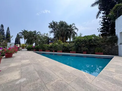 Casa Remodelada | Lomas De Cortes