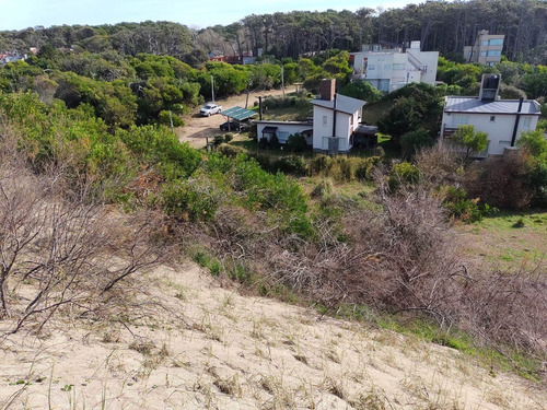 Imagen 4 de 4 de Amplio Lote Frente Al Mar, Apto 2 U.f Mar Azul, V. Gesell