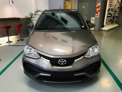 Nuevo Toyota Etios Xls Manual 4 Puertas Sedan 2021 - F