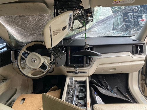 Sucata Volvo Xc60 T8 2021 Gasolina / Elétrica 408 Cvs