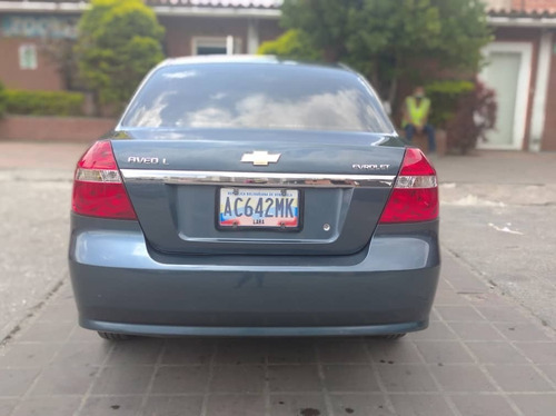 Imagen 3 de 12 de Chevrolet Aveo Lt Sincronico