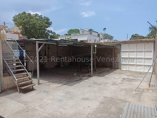 Imagen 26 de 27 de Casa Comercial Y Residencial En Catia La Mar A Pie De Calle Con Local Comercial 22-8083
