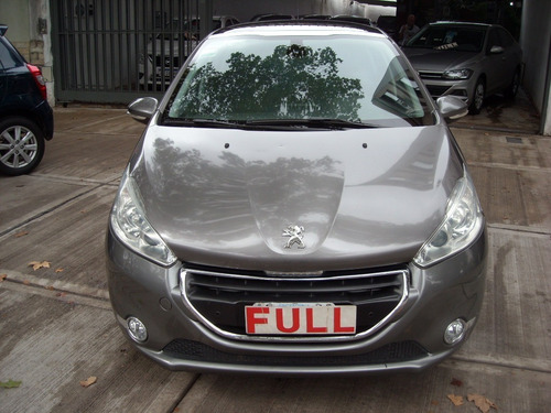Peugeot 208 Feline 2013