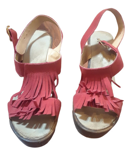 Sandalias Con Base De Madera Y Flecos Rojos Muy Buen Estado!