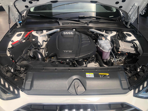 Imagen 16 de 17 de Audi A4 2021 2.0 40 Tfsi Front