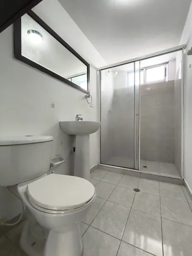 Apartamento En Arriendo En Prados Del Norte. Cod A30781