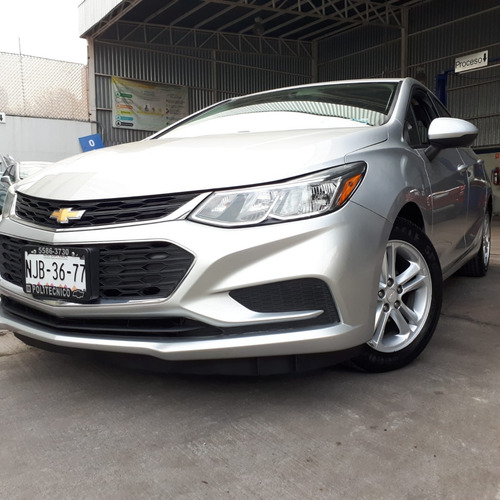 Imagen 1 de 11 de Chevrolet Cruze 2017 Lt
