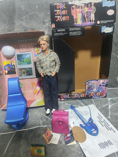 Blaine - Mattel. Mundo Joven (Usado)