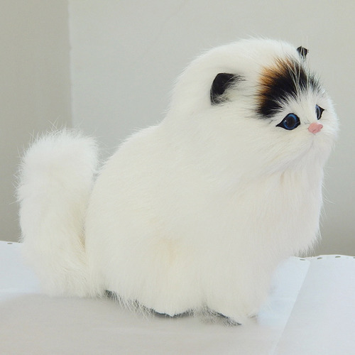 Simulação De Brinquedo Eletrônico De Pelúcia Para Gatos
