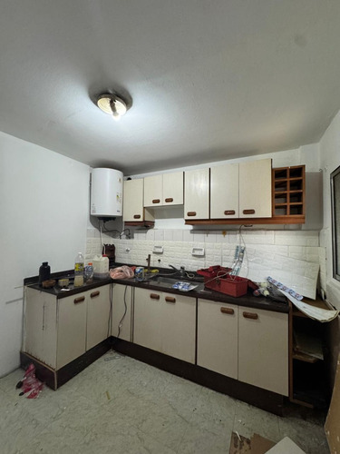 Cuatro Ambientes En Venta En El Barrio Piedrabuena Primer Piso