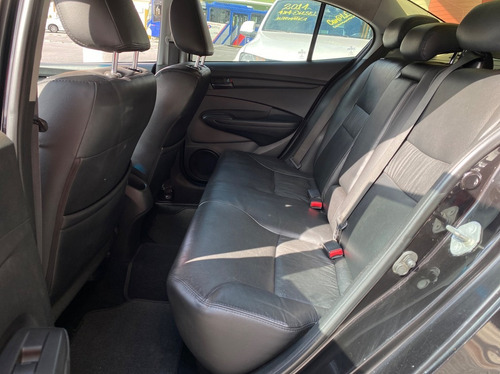 Imagem 5 de 10 de Honda City 1.5 Lx 16v 2013