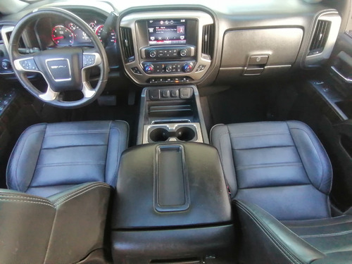 Imagen 9 de 11 de Gmc Sierra 2015 Denali 6.2 Crew Cab Piel 4x4