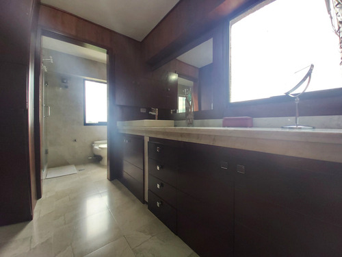 Imagen 19 de 30 de Venta Apartamento 210mt2 4h+huesped / 4b / 2e Santa Paula