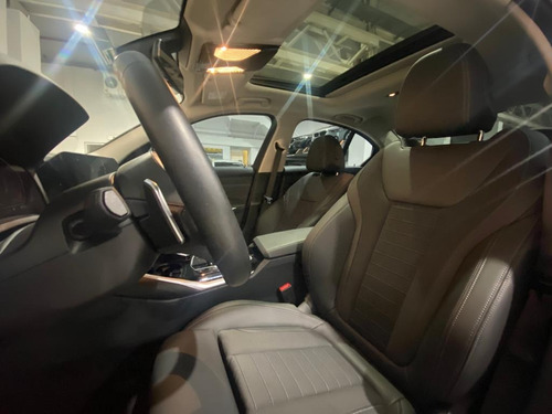 BMW Serie 3 3.0 330i Sedan Sport Line 252cv