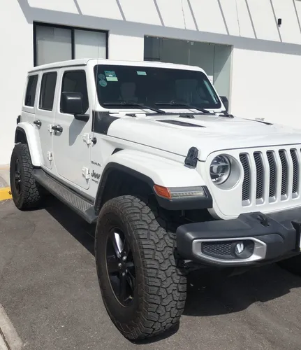 Jeep Wrangler 3.7 Unlimited Sahara 3.6 4x4 At