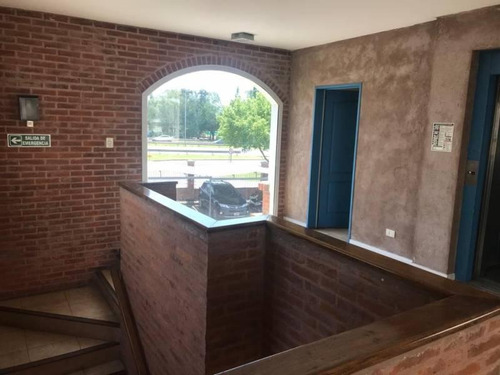 Imagen 3 de 27 de Departamento En Venta En Barrio Privado Septiembre - Maroto Propiedades