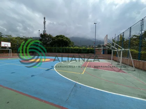 Casa En Venta En La Rioja. Cod V61695