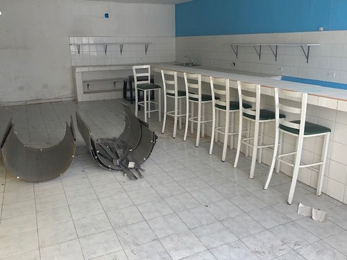 Local Renta 40 M2 Para Comida Rápida