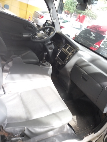 Imagem 9 de 12 de Kia Bongo 2011 2.5 Luxo 4x2 Rs Turbo C/ Carroceria 2p