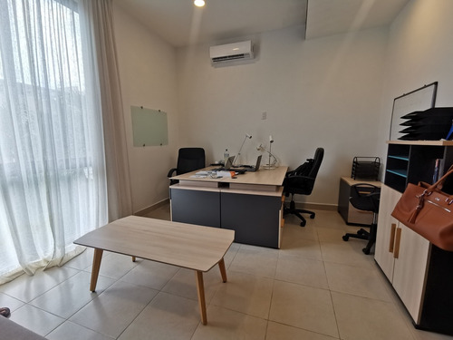 Casa En Privada En Playa Del Carmen