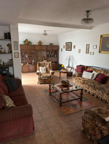 Bonita Y Funcional Casa En Renta En Colón Echegaray