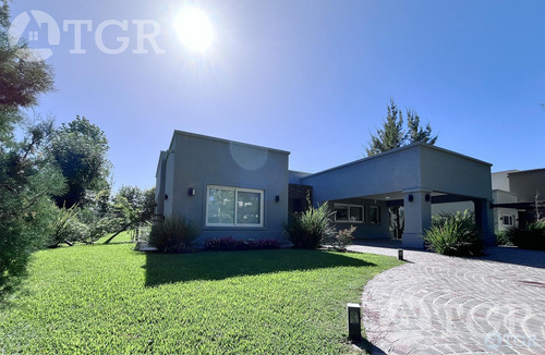 Casa Exclusiva En Miralagos