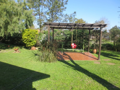 Imagen 4 de 14 de Venta Chale De Tejas + Barbacoa Con Hab Y Baño.apta Banco
