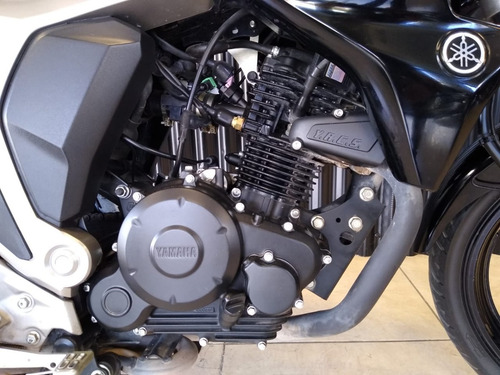 Yamaha Fz Fi 2019 * Permuto * 12 Y 18 * ( No Honda Titan)