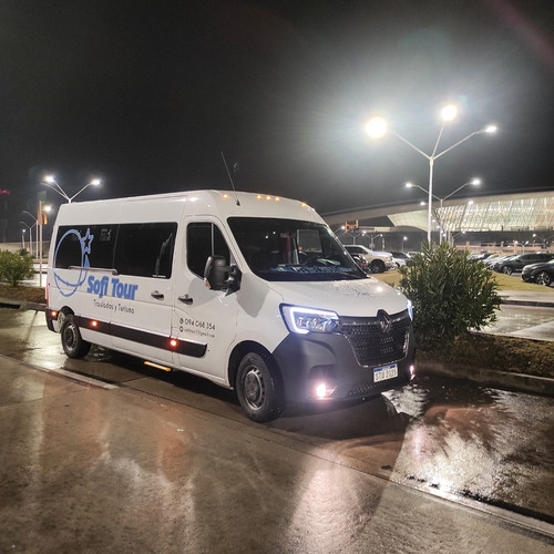 Imagen 7 de 10 de Traslado De Pasajeros - Vans - Kombi - Aeropuerto - Viajes