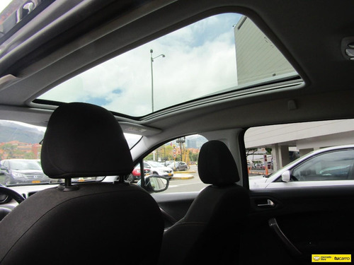 Peugeot 2008 1.6 Allure