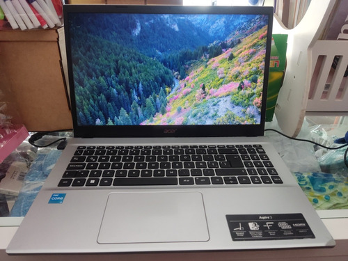 Laptop Acer Intel 12va Generación 16gb De Ram 