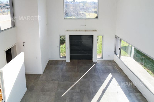 Imagen 6 de 30 de Casa En Venta En Barrio El Canton - Maroto Propiedades